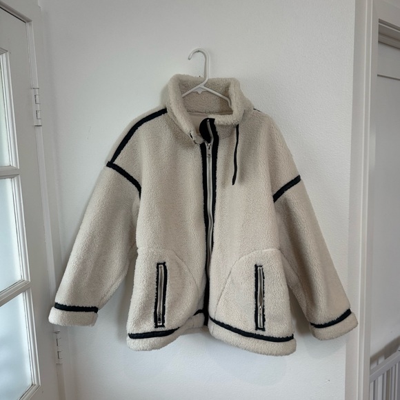 A&F Cream Sherpa Jacket with Black Accents